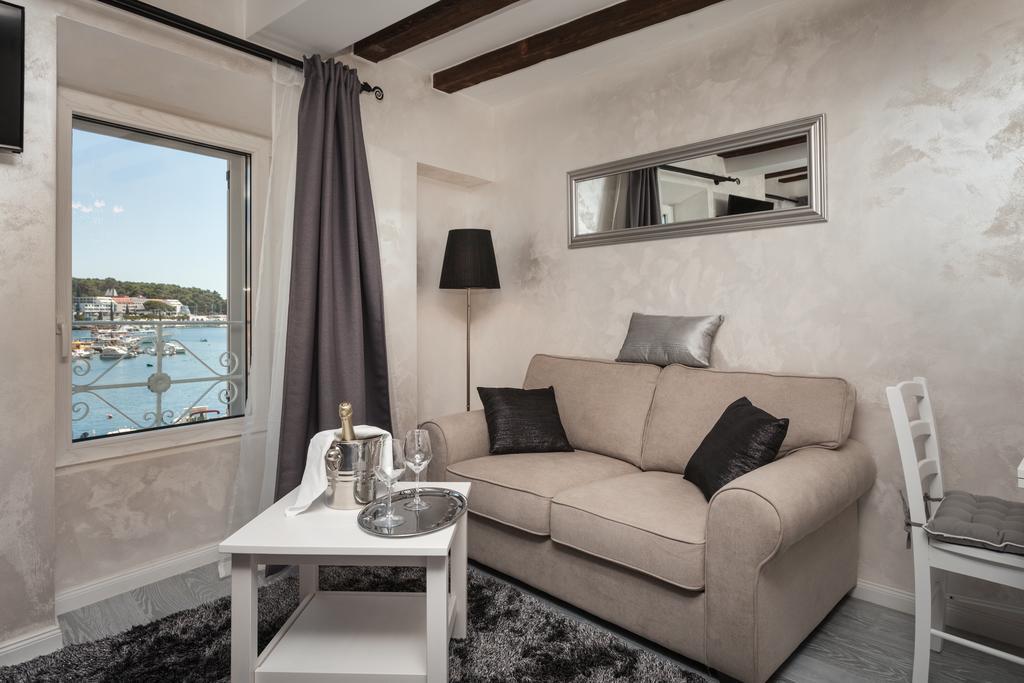 Royal Apartments Rovinj Zewnętrze zdjęcie